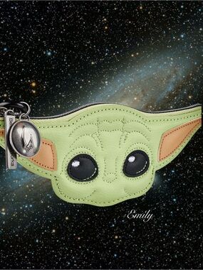 STAR WARS Bath & Body Works GROGU the Mandalorian Green Coin Purse